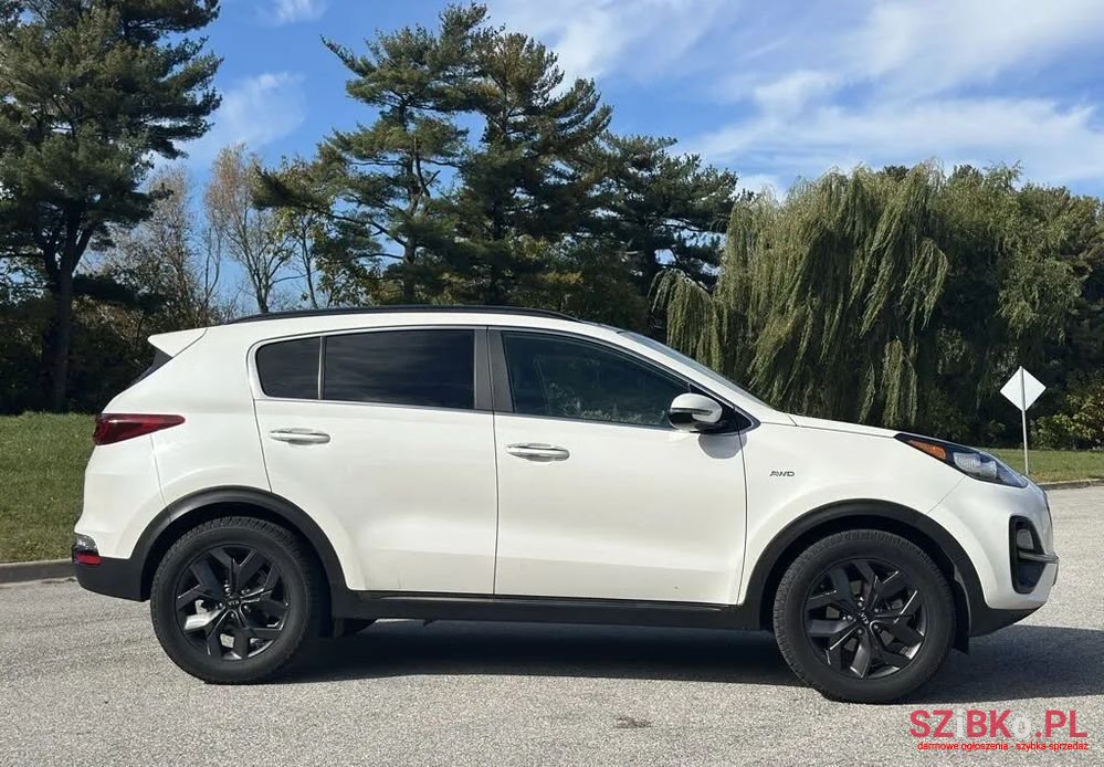 2020' Kia Sportage photo #6