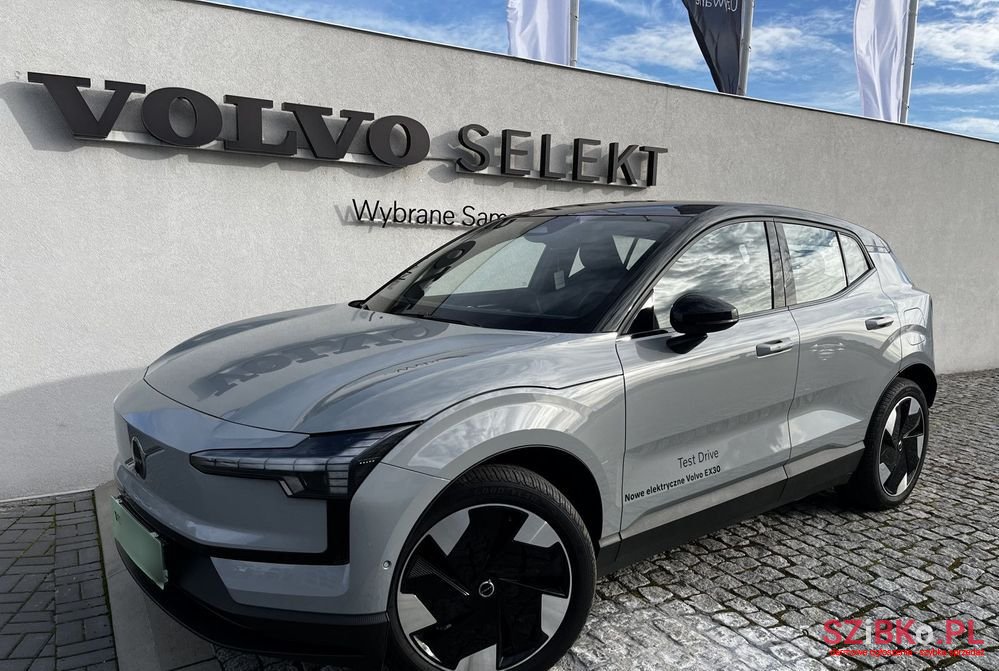 2023' Volvo Ex30 photo #1