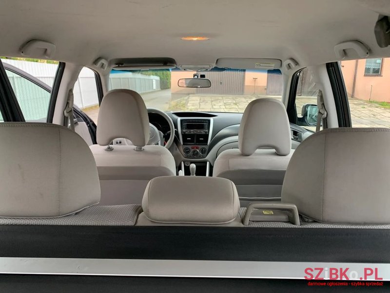 2010' Subaru Forester 2.5 X photo #5