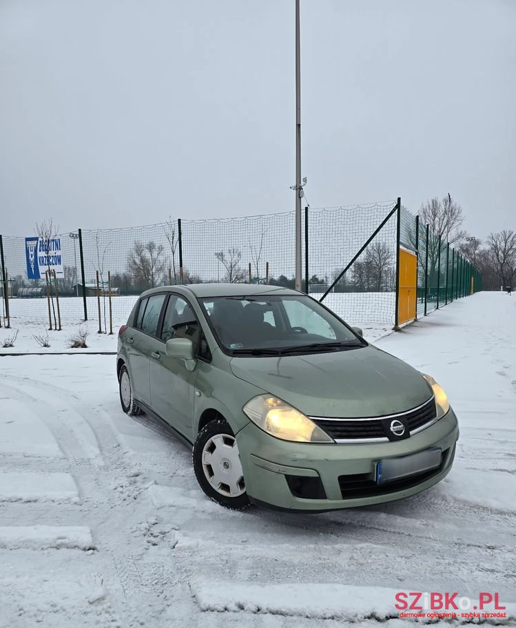 2007' Nissan Tiida 1.6 Visia photo #1