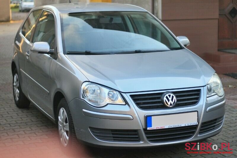 2007' Volkswagen Polo photo #2