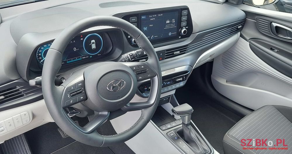 2023' Hyundai i20 photo #3