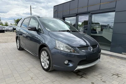 2007' Mitsubishi Grandis 2.4 Inform