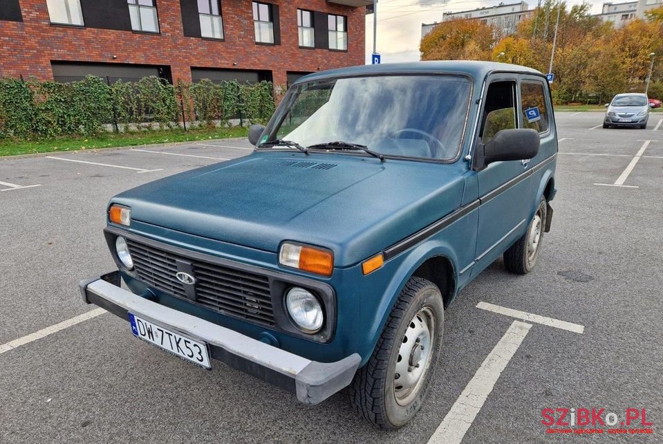 2011' Lada Niva photo #2