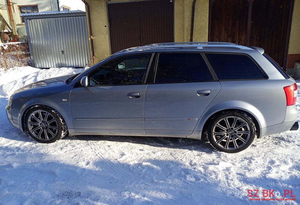 2003' Audi A4 Avant photo #3