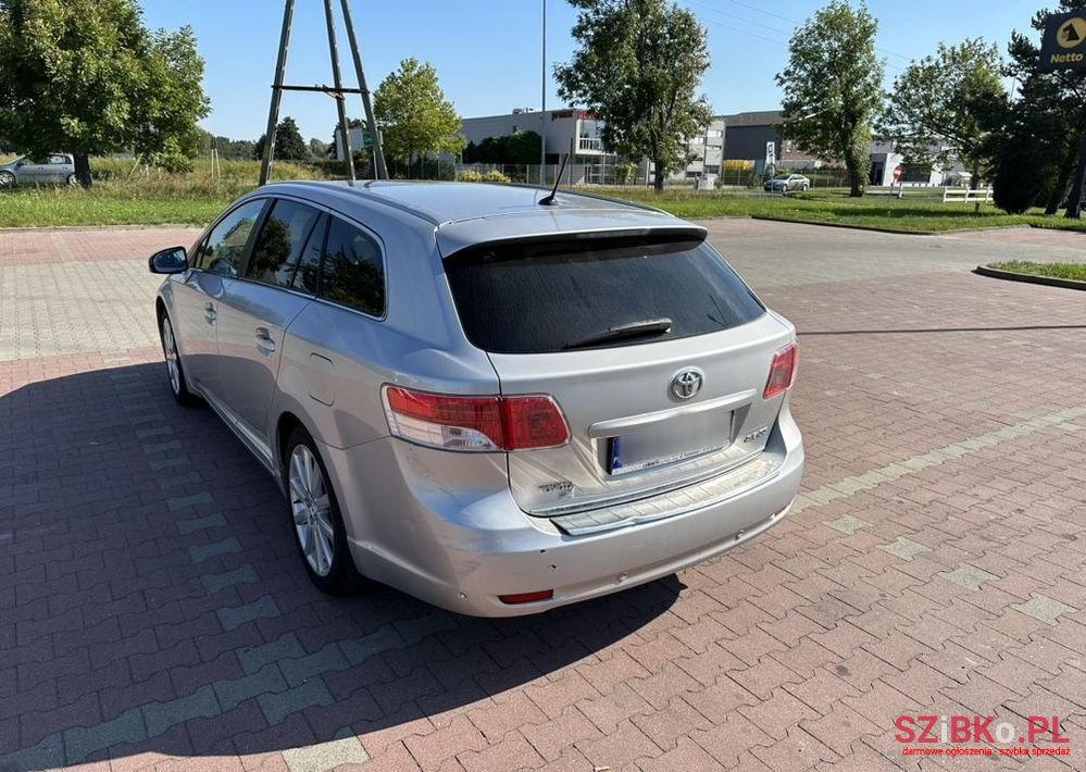 2010' Toyota Avensis 2.0 Prestige Ms photo #6