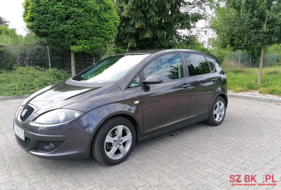 2005' SEAT Altea photo #4