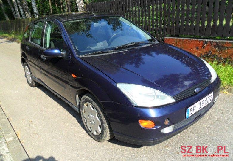 2001' Ford Focus photo #2