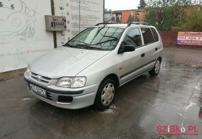 2001' Mitsubishi Space Star photo #1