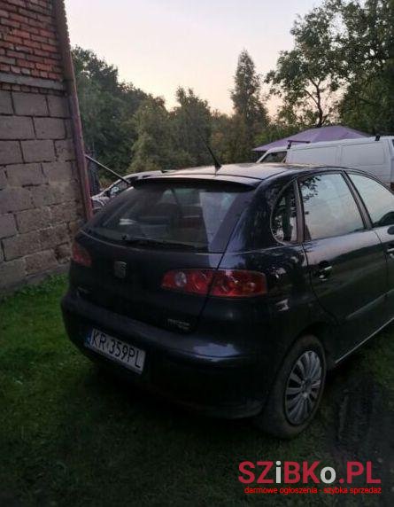 2004' SEAT Ibiza photo #1