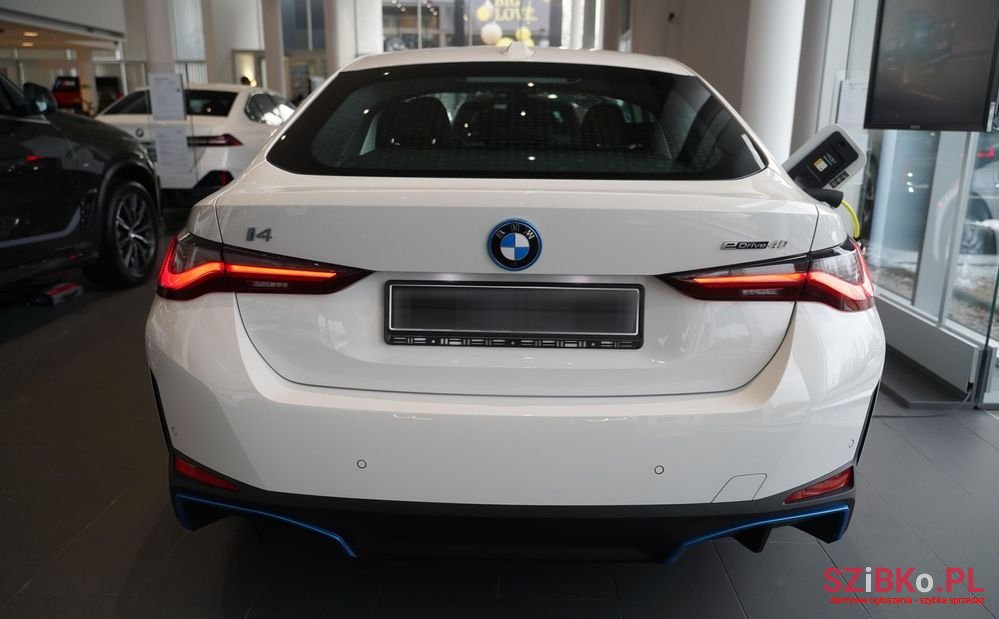 2023' BMW i4 Edrive 40 photo #4
