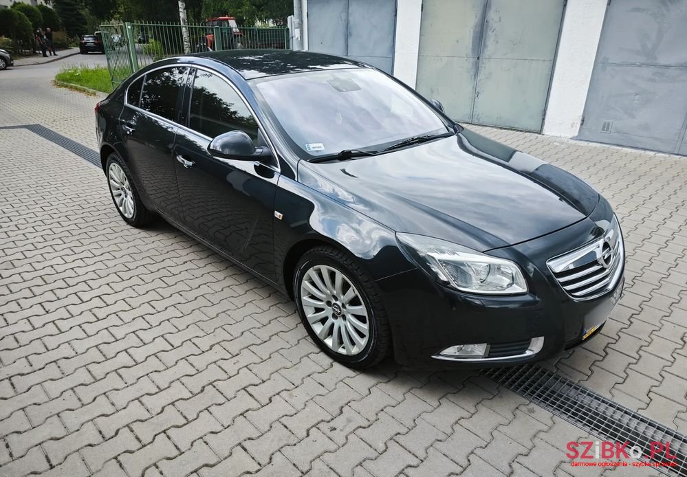 2010' Opel Insignia 2.0 Cdti Cosmo photo #3