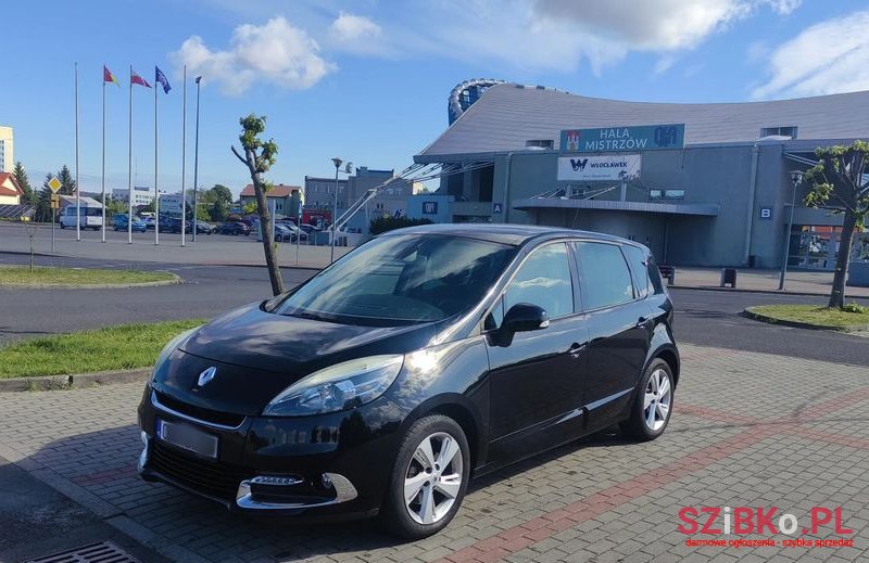 2012' Renault Scenic photo #1