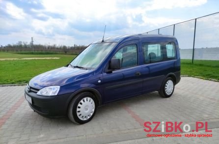 2009' Opel Combo photo #2