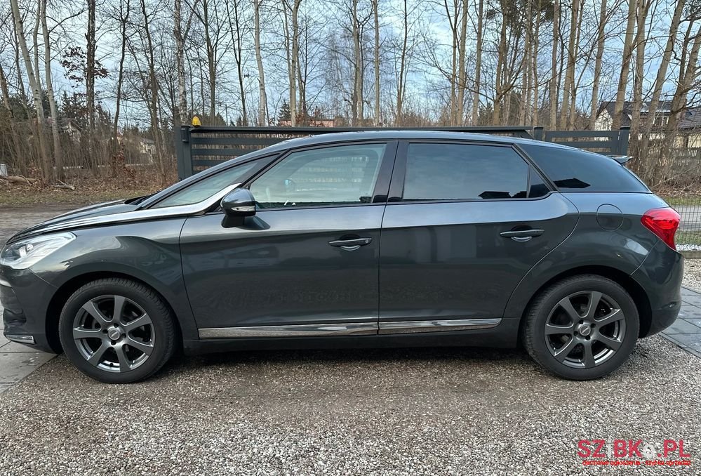 2015' Citroen DS5 1.6 Bluehdi Chic photo #2