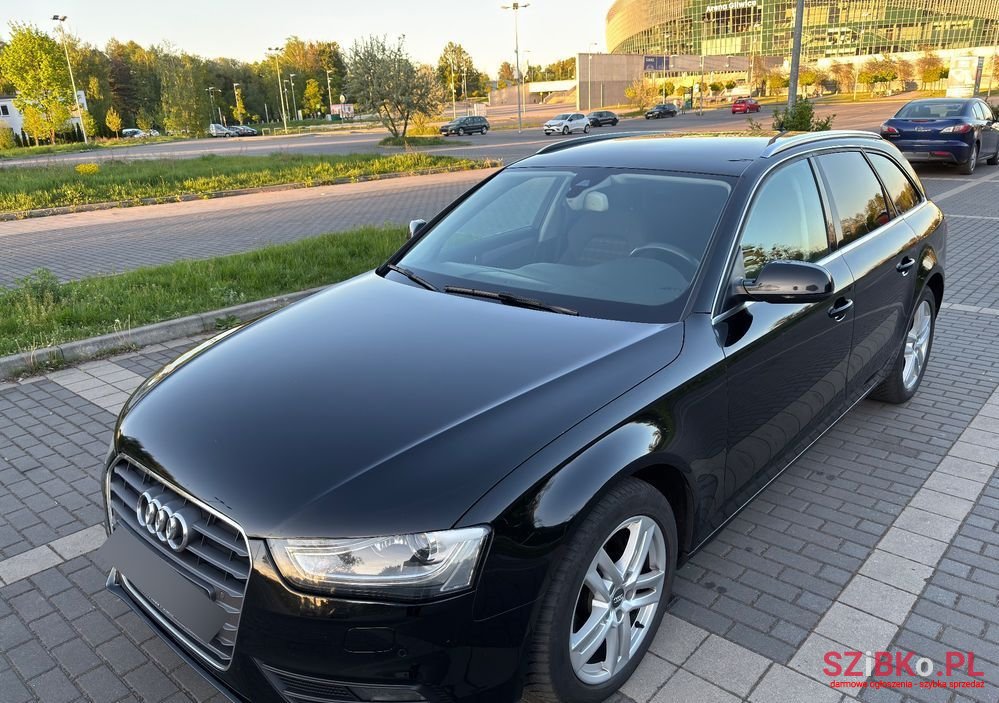 2015' Audi A4 photo #1