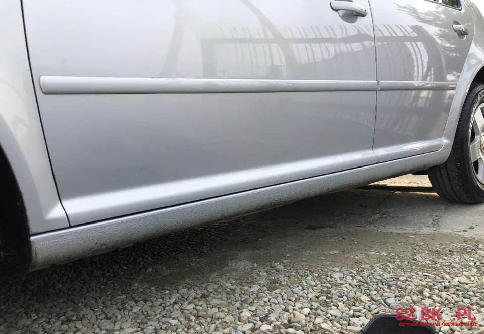 2000' Volkswagen Golf photo #6