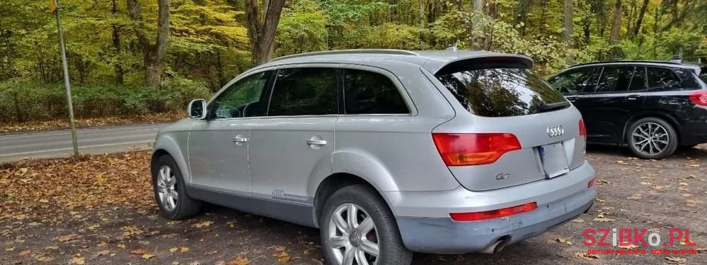 2008' Audi Q7 photo #3