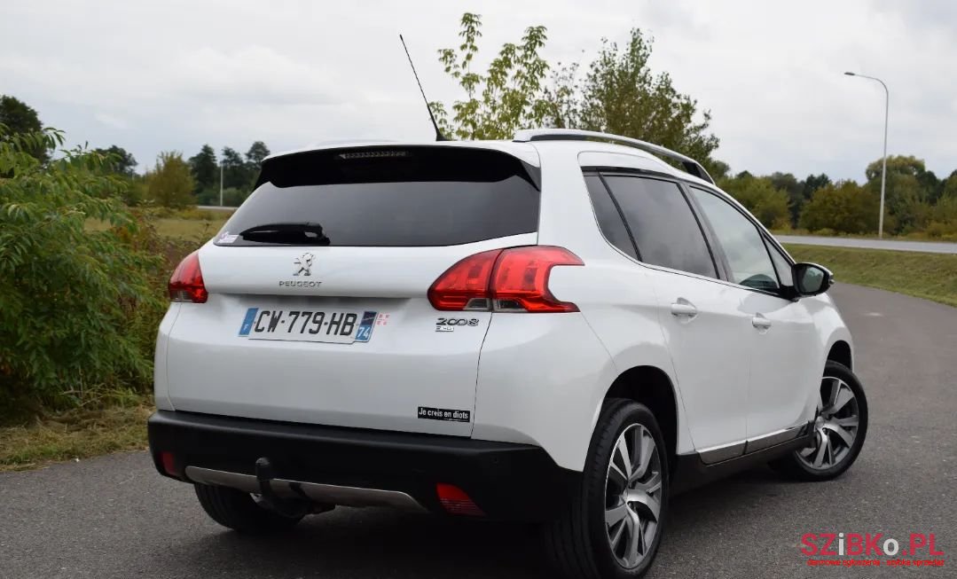 2013' Peugeot 2008 photo #3