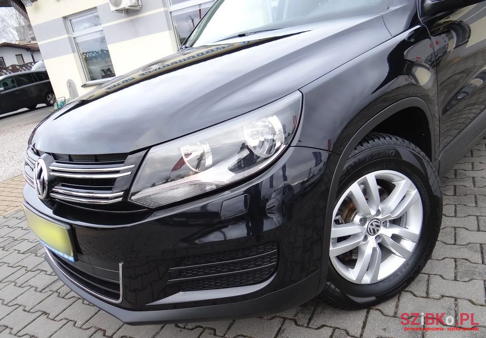 2014' Volkswagen Tiguan photo #2
