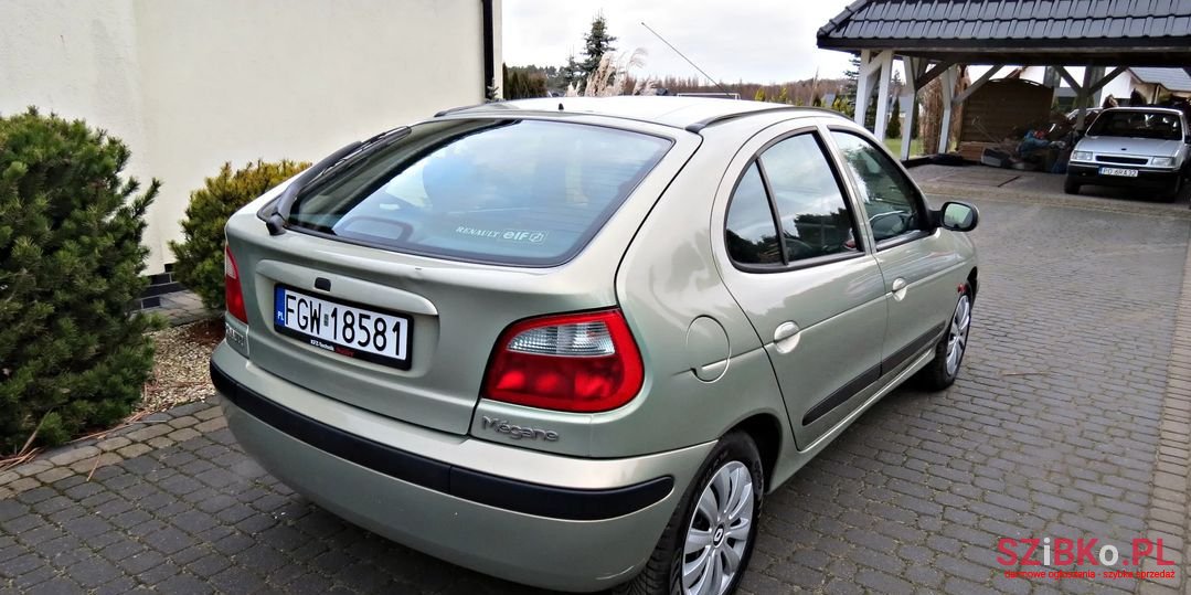 2002' Renault Megane photo #4