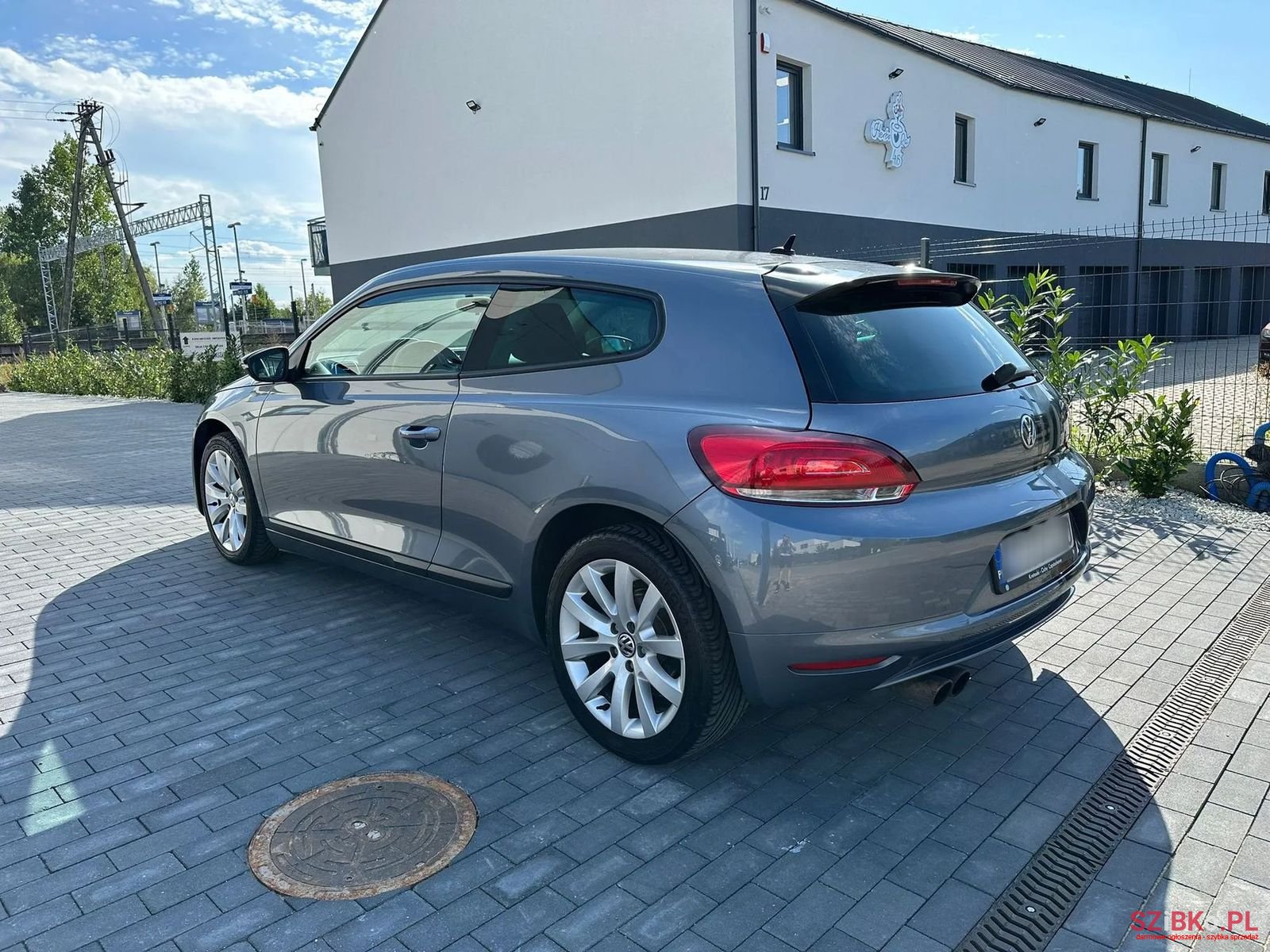 2008' Volkswagen Scirocco photo #5