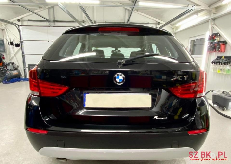2011' BMW X1 photo #5