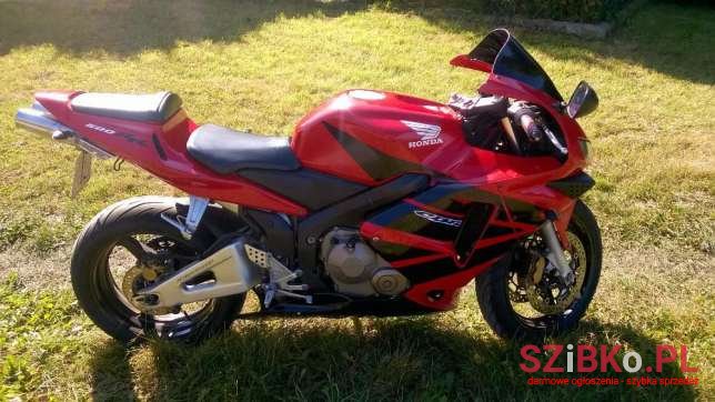 2004' Honda photo #1