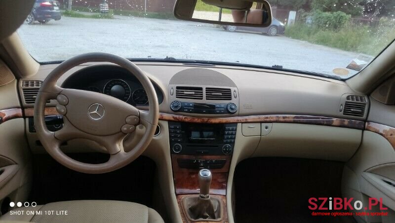 2007' Mercedes-Benz Klasa E photo #6