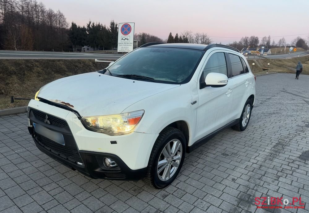 2010' Mitsubishi ASX photo #1