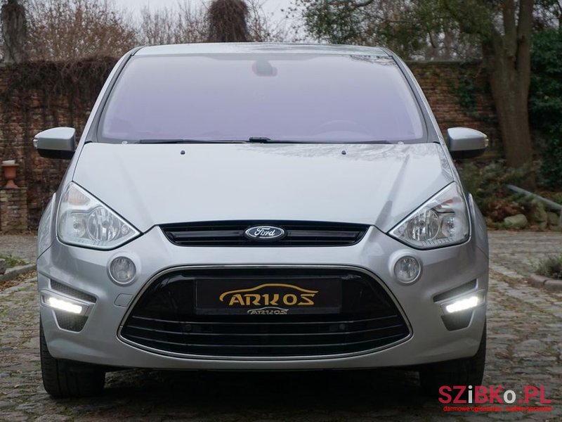 2010' Ford S-Max photo #6