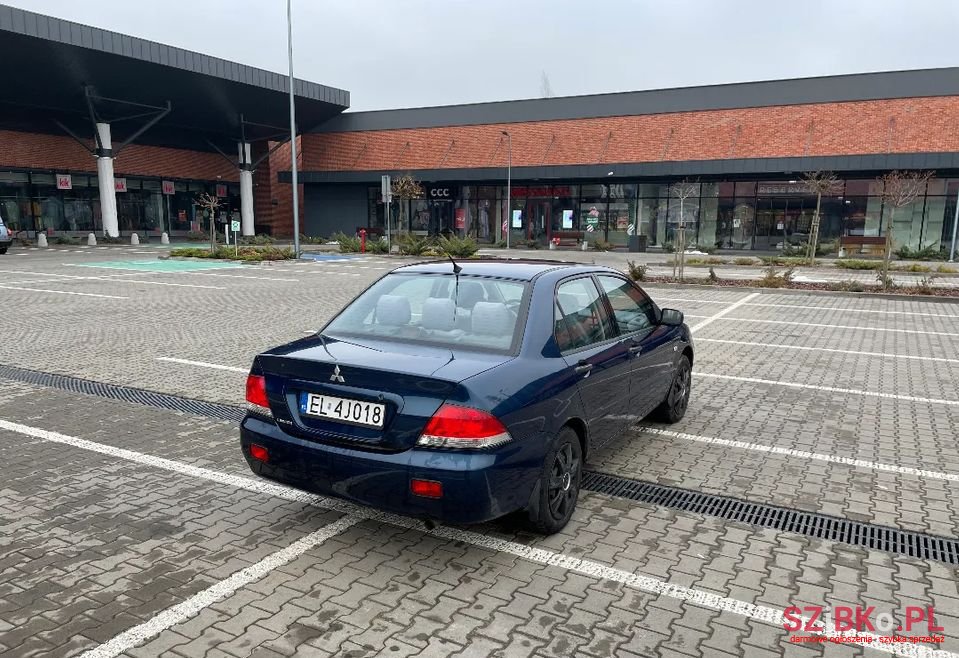 2003' Mitsubishi Lancer photo #5