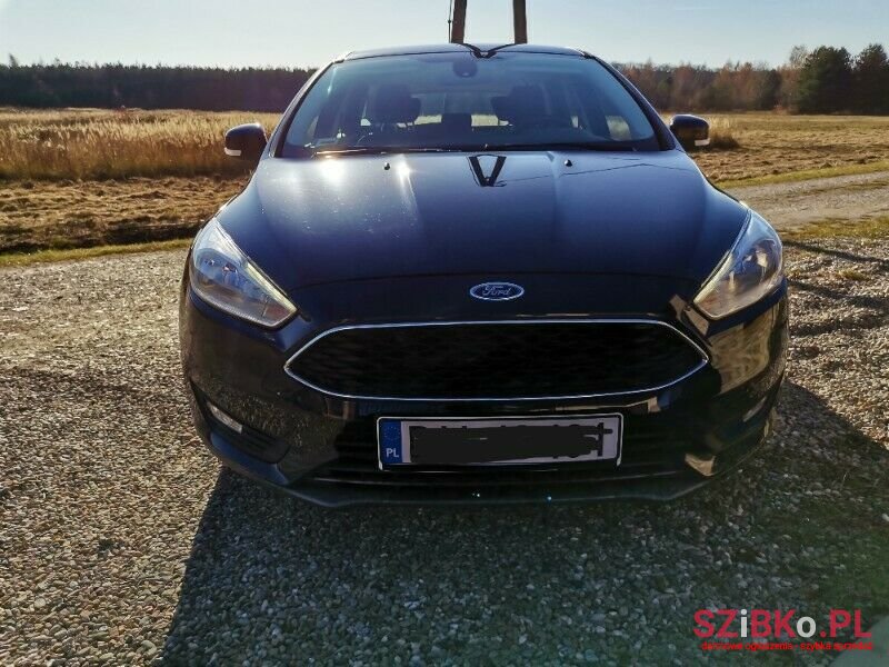 2017' Ford Focus photo #4