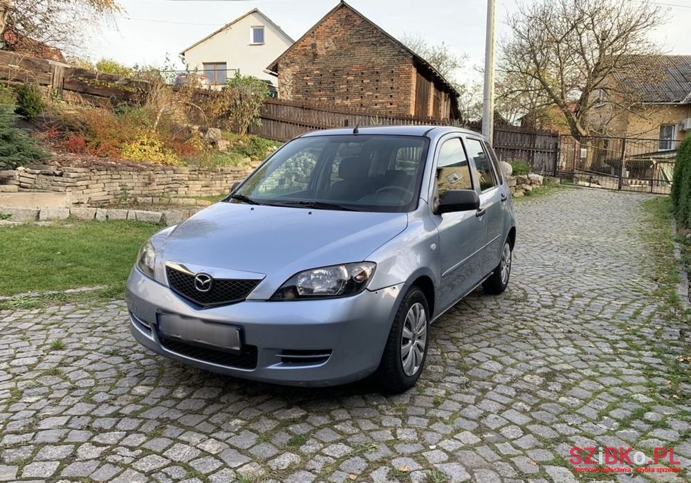2005' Mazda 2 photo #3