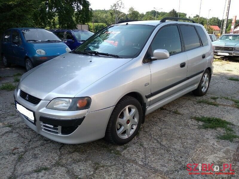 2004' Mitsubishi Space Star photo #3