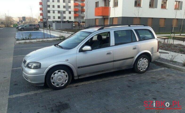 2004' Opel Astra photo #1