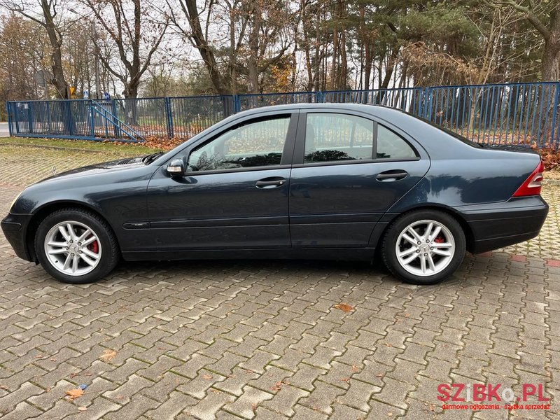 2003' Mercedes-Benz C-Class photo #3