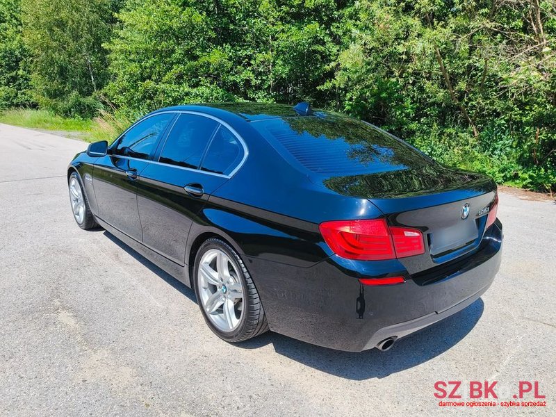 2011' BMW 5 Series 535I Xdrive photo #5