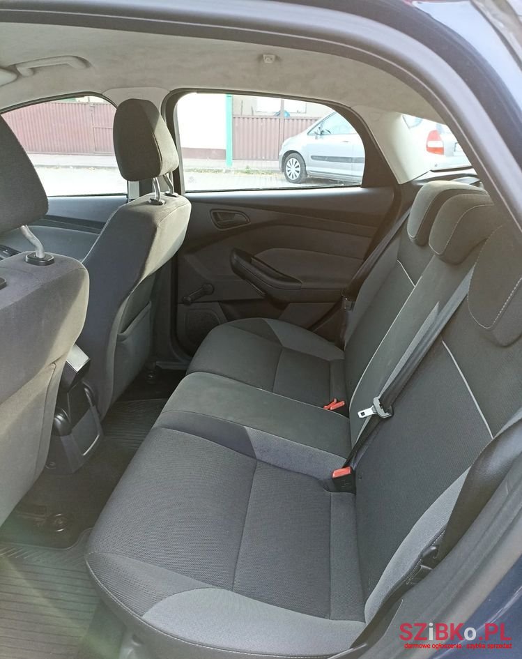 2011' Ford Focus 1.6 Tdci Trend photo #6