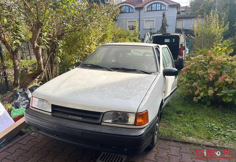 1991' Hyundai Pony 1.5 Glsi photo #1