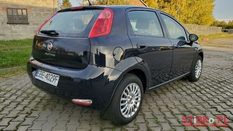 2016' Fiat Punto photo #6