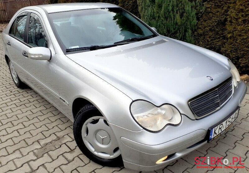 2001' Mercedes-Benz Klasa C photo #1