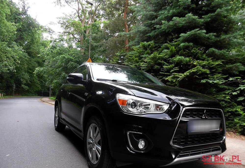 2014' Mitsubishi ASX photo #3