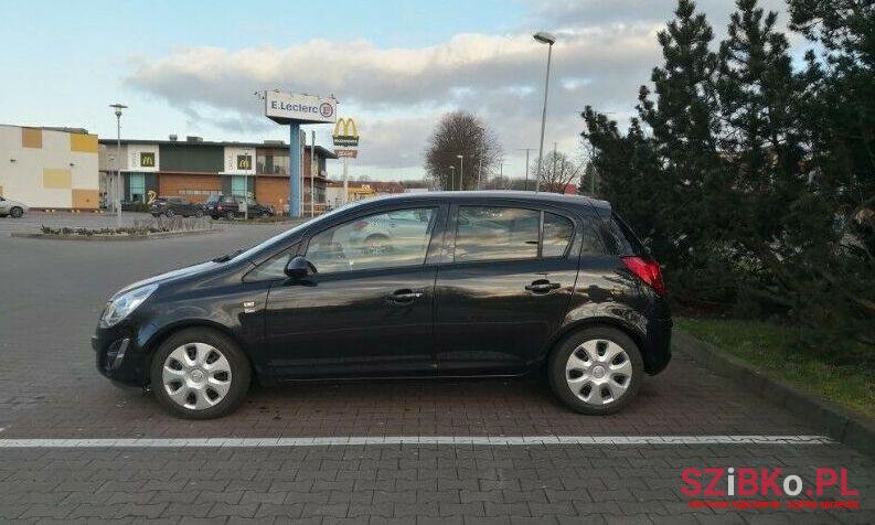 2012' Opel Corsa photo #1