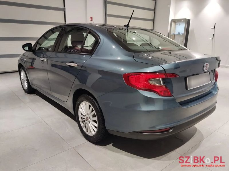 2022' Fiat Tipo 1.0 T3 Life photo #4