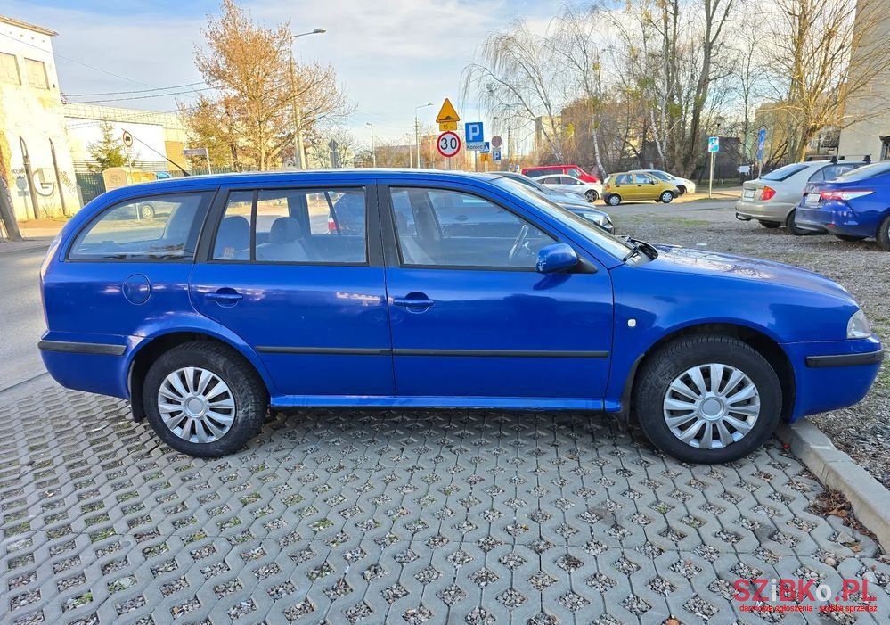 2004' Skoda Octavia 1.9 Tdi Tour photo #5
