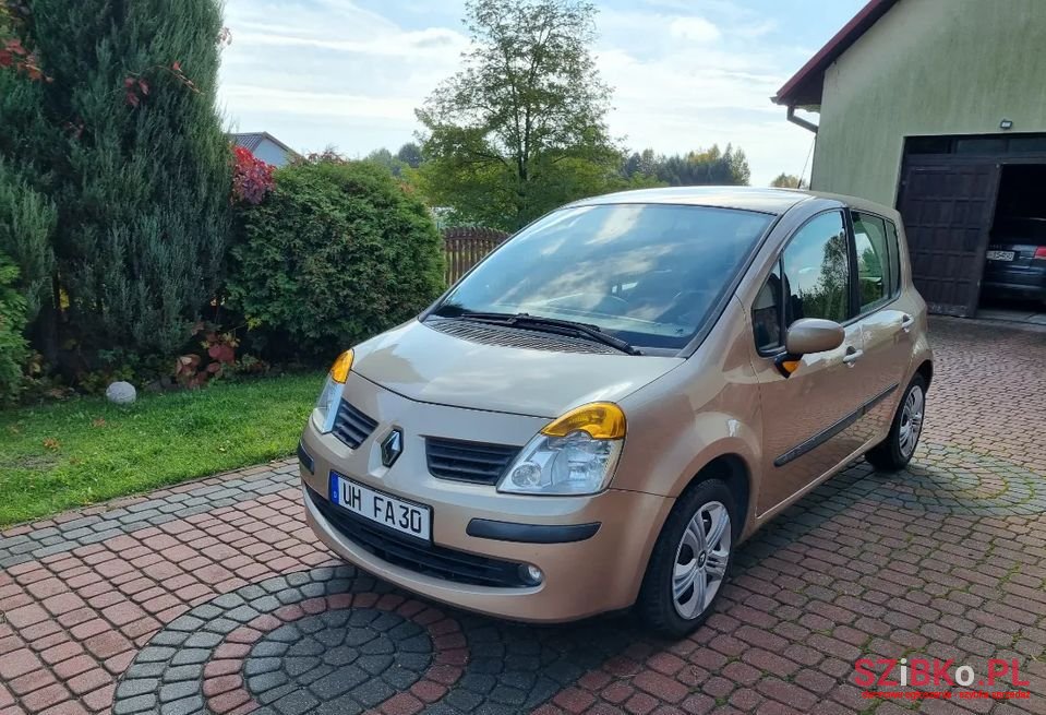 2005' Renault Modus photo #1