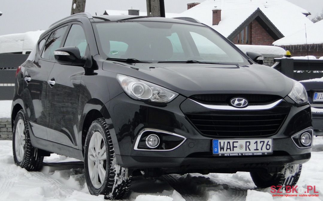 2011' Hyundai ix35 photo #3