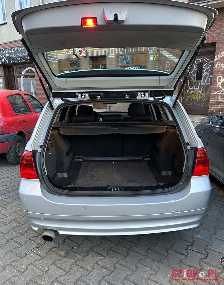 2007' BMW 3 Series 320I photo #5