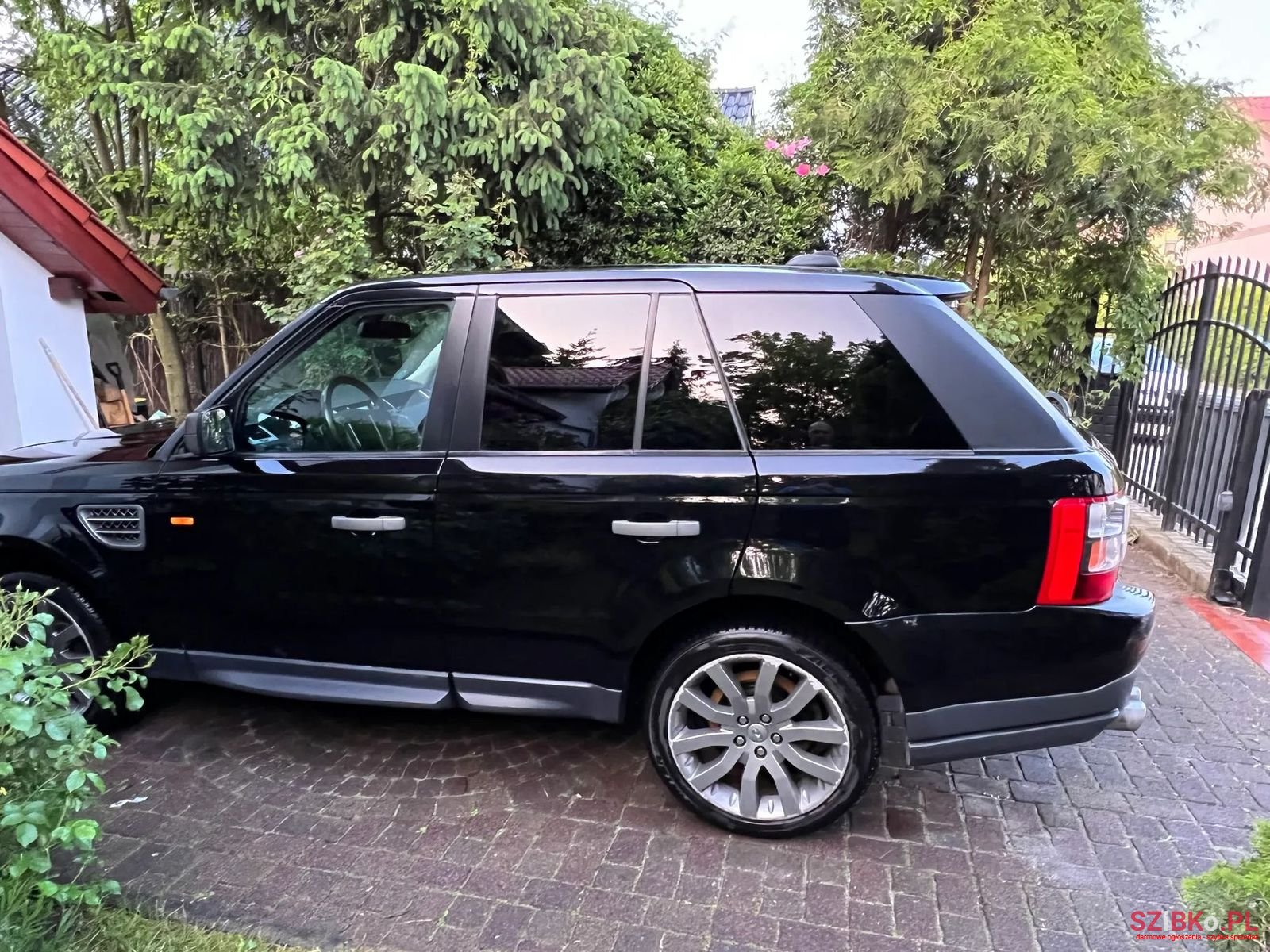 2008' Land Rover Range Rover Sport photo #4